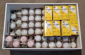BG - Vintage GE Light Bulbs Mixed