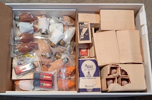 BG - Vintage Light Bulbs Assorted Mixed Lot