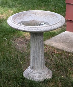 BG - Cement Bird Bath