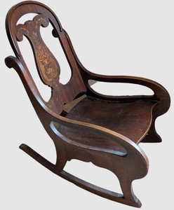 DR - Vintage Wood Rocking Chair