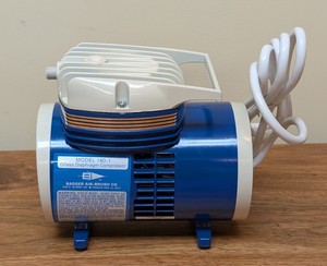 WR - Airbrush Compressor - Badger Model 180-1 Oilless Diaphragm Compressor