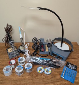 WR - Soldering Iron Mixed Lot - 4 Irons, Controller, Solder & X-ACTO Kit