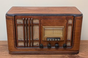 WR - Vintage Silvertone Tube Radio No Power Cord