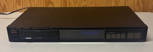 LLR - Vintage Stereo Tuner Fisher Model FM-273