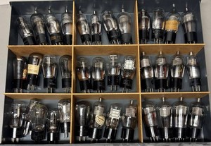 RR - Vintage Radio Tubes Mixed Lot