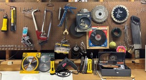 G - Power And Hand Tools - Assorted Lot