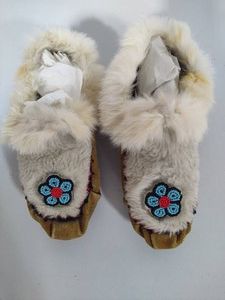 Indian Moccasin Shoes