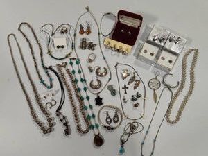 Unmarked - Possibly Sterling - Lot