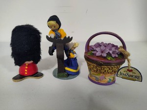 Small Collectibles  Jim Shore, Buttiki 