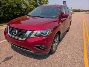 2018 Nissan Pathfinder SV