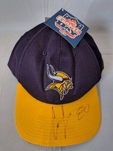 Cris Carter Signed Hat