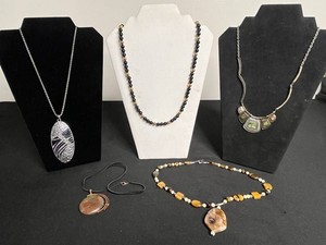 Costume Jewelry Necklace Assortment Inc Napier - Pendant & Beaded Necklaces