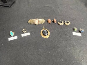 VTG Costume Jewelry Mixed Lot - Cameo Pendant & Hair Clip, Gemstone Rings