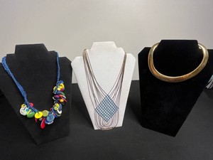 Costume Jewelry Necklaces - 3-Piece Mixed Lot