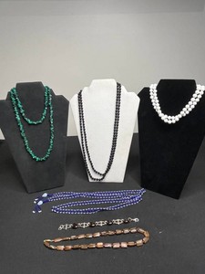 VTG Jewelry Mixed Lot - Green, Black & Beaded Necklaces With Bracelets