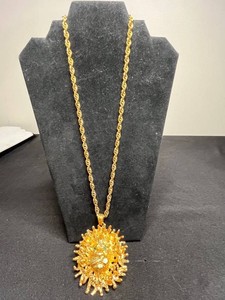 VTG Lion Pendant Necklace - Gold-Tone Sunburst Medallion With Textured Chain