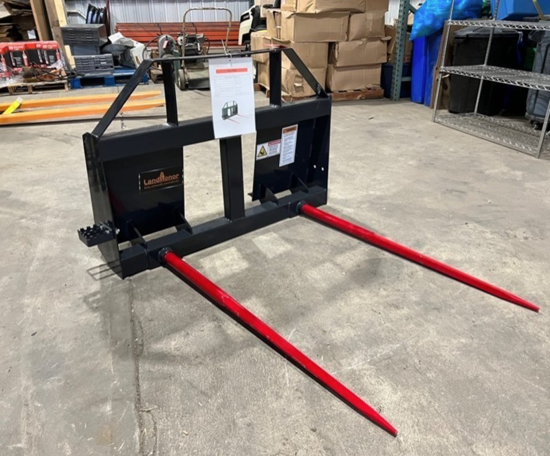 Landhonor Skid Steer Bale Spear (BS-12-2500G)