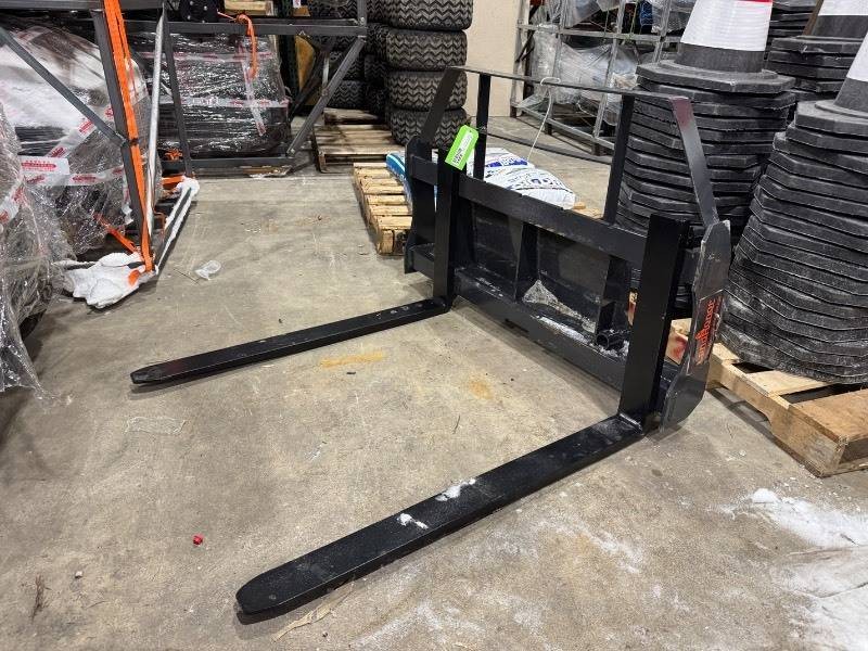 Landhonor Mini Skid Steer Pallet Fork Frame (MPF-11-2000G)