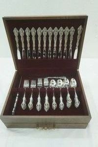 Oneida Stainless Flatware Set with wooden box