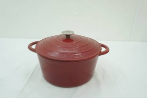 enameled cast iron Dutch Oven