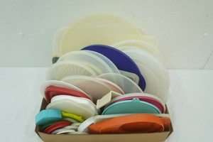 Tupperware & Other Lids