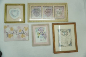 group of home wall hanging decor
