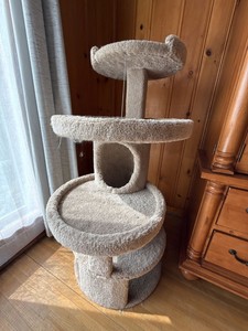 Beige Carpeted Cat Tree Condo w Perches Hideaway 53in Tall