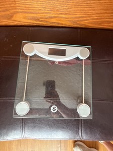Weight Watchers WW927ZL Bluetooth Glass Digital Bathroom Scale