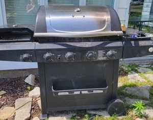 Char-Broil 4-Burner Gas Grill With Side Burner
