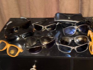 Lot of Assorted Oakley & Ray-Ban Sunglasses With Cases
