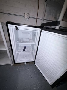 Midea Mini Fridge Compact Black 33in H 19in Deep With Manual