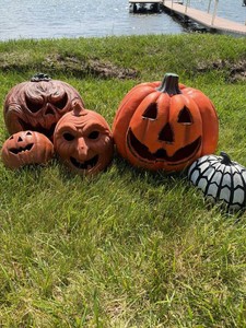 Lot of Assorted Halloween Pumpkin Jack O��Lantern Yard Decor