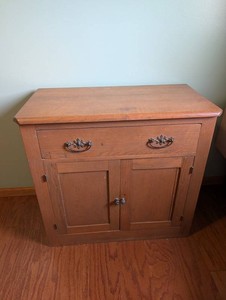Antique Oak Cabinet With Drawer and Double Doors