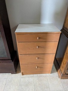 Chest of Drawers 32 X 21 X 13 in