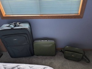 Samsonite Silhouette, Atlantic & Unmarked 3-Piece Luggage Set