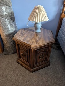 Wood Hexagon Accent Table With Lamp