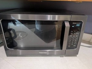 Toshiba Origin Inverter Microwave Oven Model P1907601