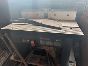 Bosch RA1181 Router Table