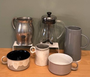 LR - Bodum Chocolatier, Ceramic Mugs & Pitchers Mixed Lot