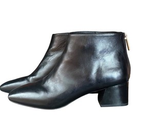 BR1 - Leather Ankle Boots - Karl Lagerfeld