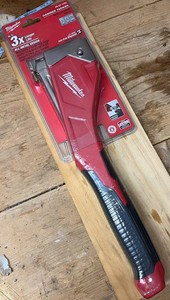 G - Hammer Tacker - Milwaukee 48-22-1020