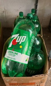 8x 2L 7up