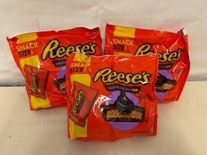 3x 9.35oz bags Reeses Lava Cups