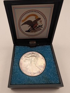 1987 American Silver Eagle Coin in Presentation Case