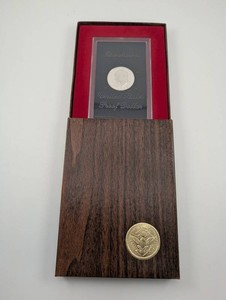 1972 40% Silver Eisenhower Proof Dollar Display Case