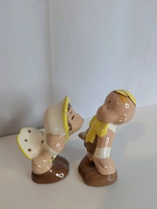 Vintage Dutch boy and girl figurine set