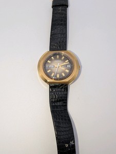RARE vintage Vulcain manual wind mechanical wristwatch with a daydate complication, untested