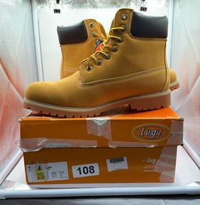 Brand New Lugz brand size 11 mens boots
