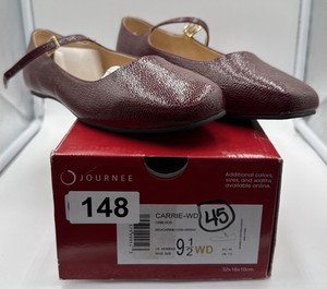 Brand New Womens size 9 12 Journee Ox Blood colored flats