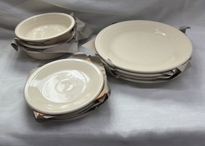 Brand New 11 piece Kohls all porcelain dish set fiesta USA brand
